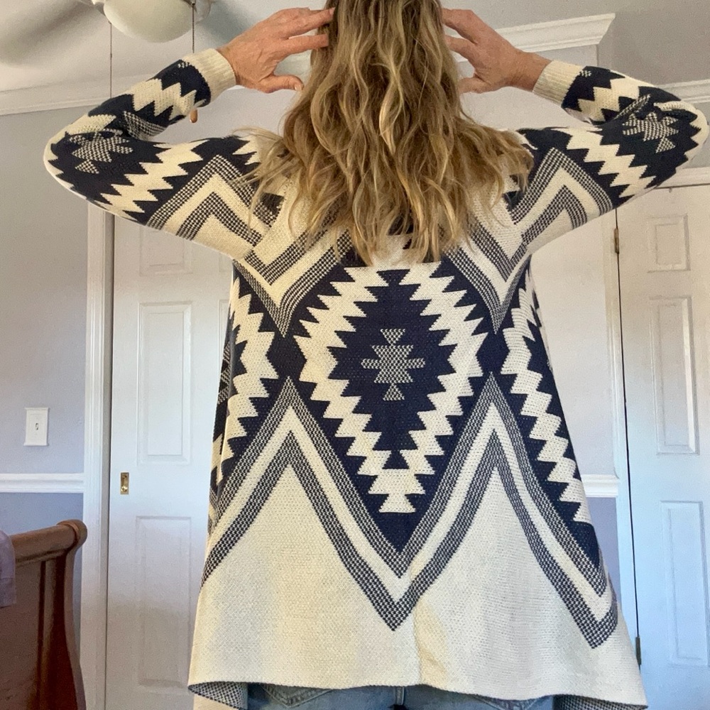 “Davi & Dani” Boho, Navy & Cream, Aztec Design, O… - image 5